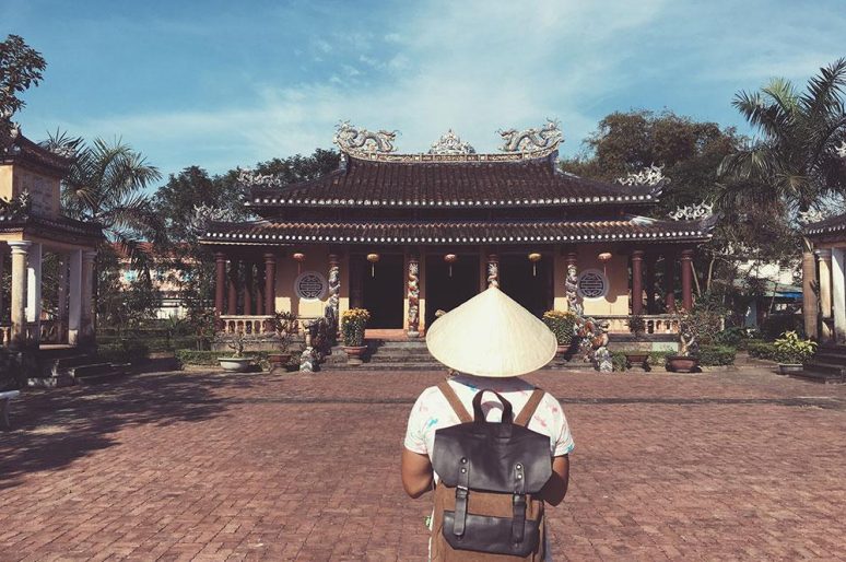 Hội An – Quay lưng