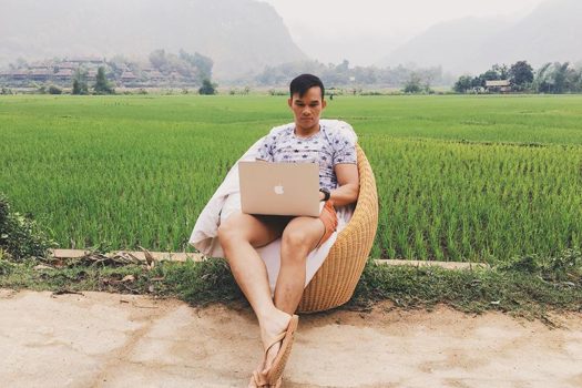 Mai Châu – Hoà Bình: Sáng thức dậy giữa một cánh đồng lúa xanh mát, trong lành